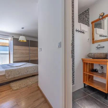 Willa Goldie Polje (Krk)